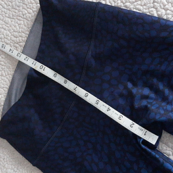 WITH X Peloton Blue Leopard Print Leggings - Picture 10 of 15